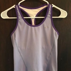 Nike Women’s Tank Top Small!
